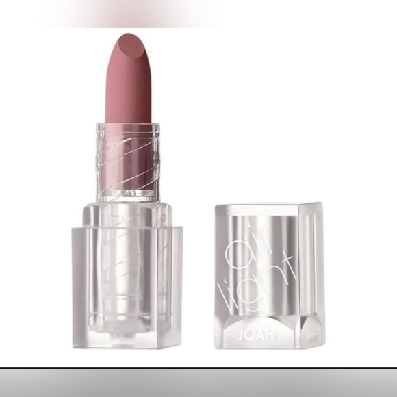Joah Air-Tight Lipstick in Jetsetter 0.18oz BNIB - Picture 1 of 3